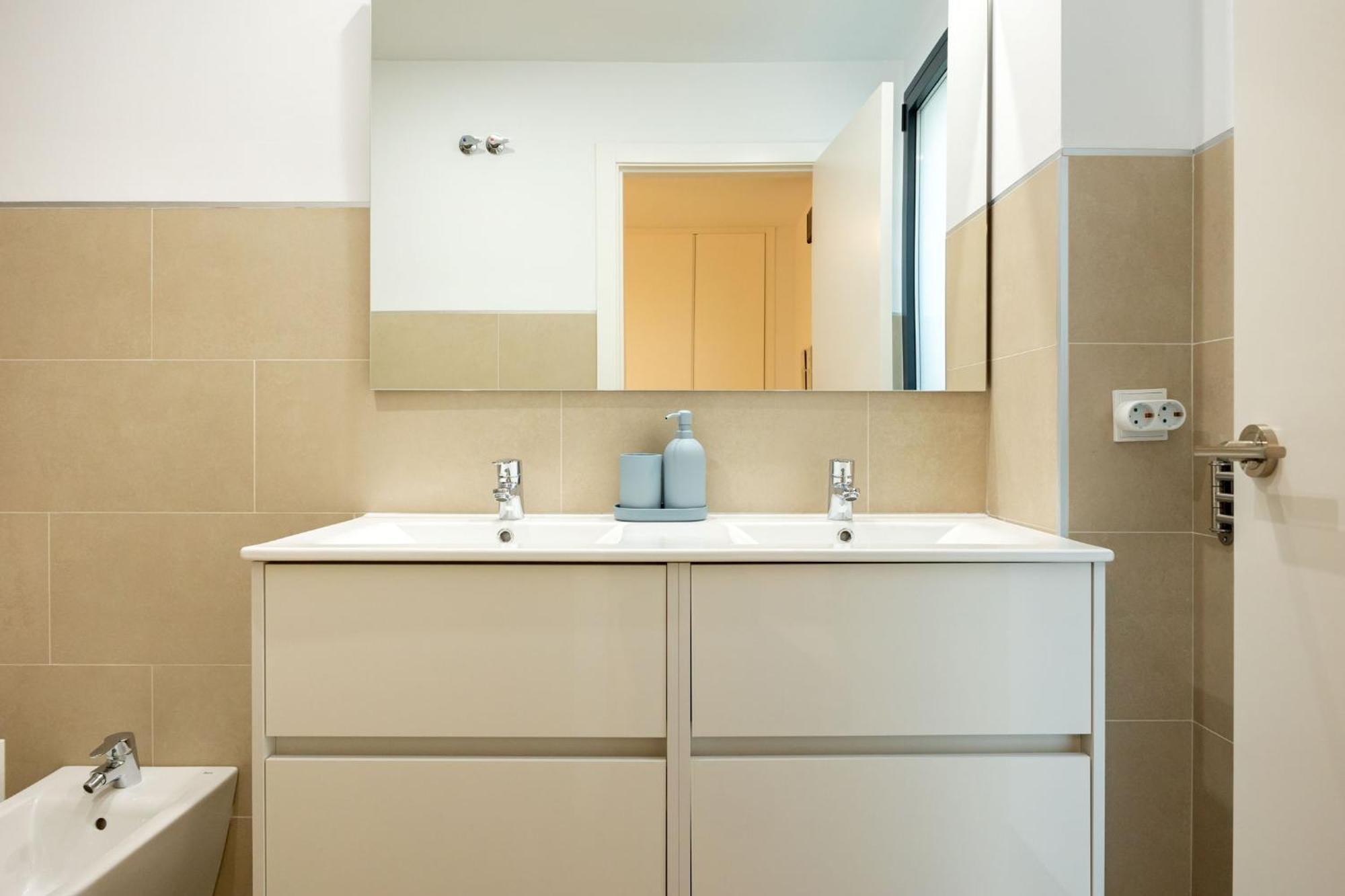 Charming 2 Bedroom Apartment By Torre Del Oro By Ocityzen Sevilla Dış mekan fotoğraf